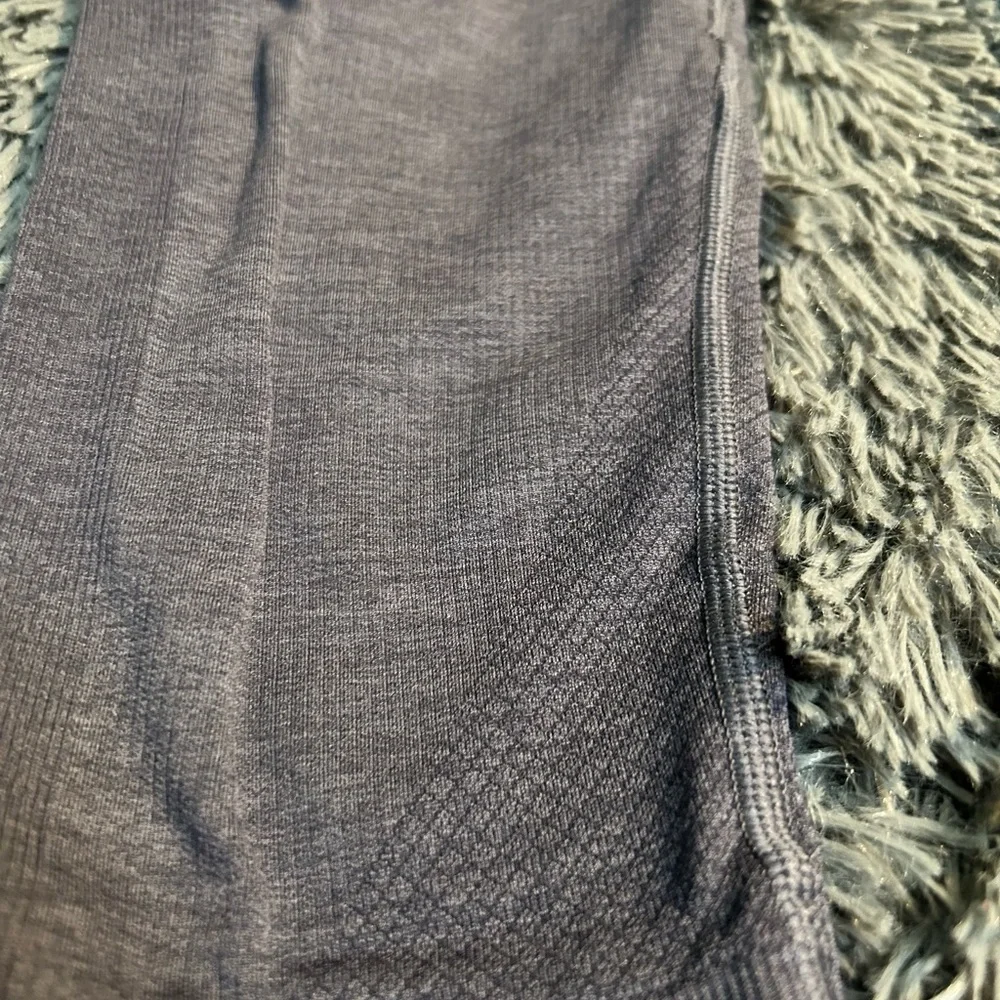 LuLuLemon Leggings Size 2 Blue Cropped‎ Crop EUC